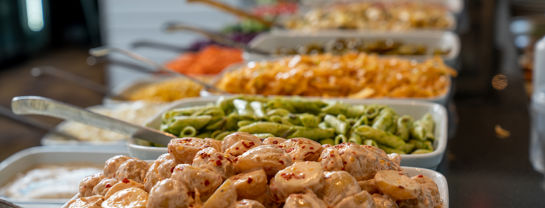 Bakken Skovly Buffet Salat Groent Mad Restaurant