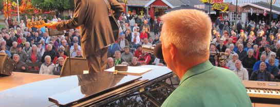 Bakken Underholdning TirsdagsPigtråd Koncert Friluftsscenen Sir Henry And His Butlers 2019