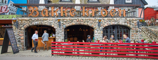 Bakken Pub Bar Bakkekroen Voksen Stemning 2019 Facade