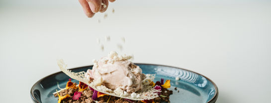 bakkens perle teater menu dessert.jpg